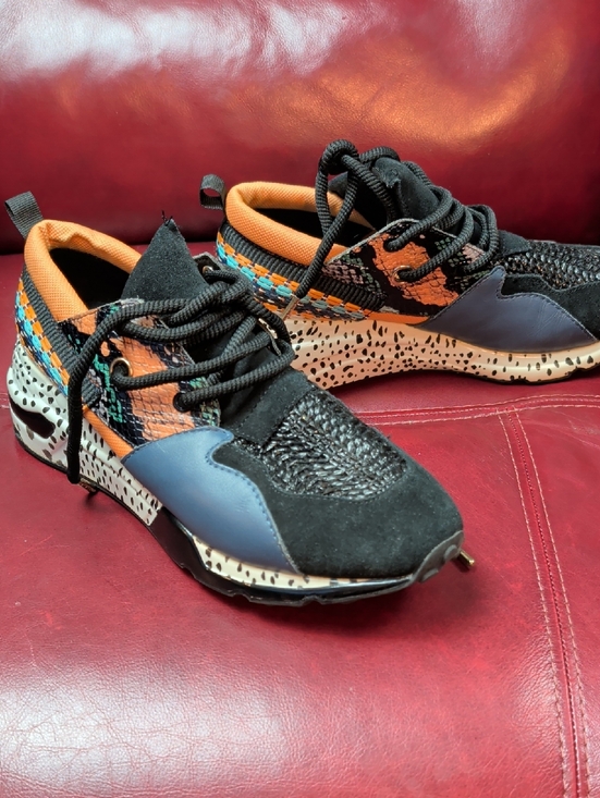 Steve Madden Shoes - Steve Madden Cliff Aztec Leather Women's Athletic Sneaker Shoe 9.5